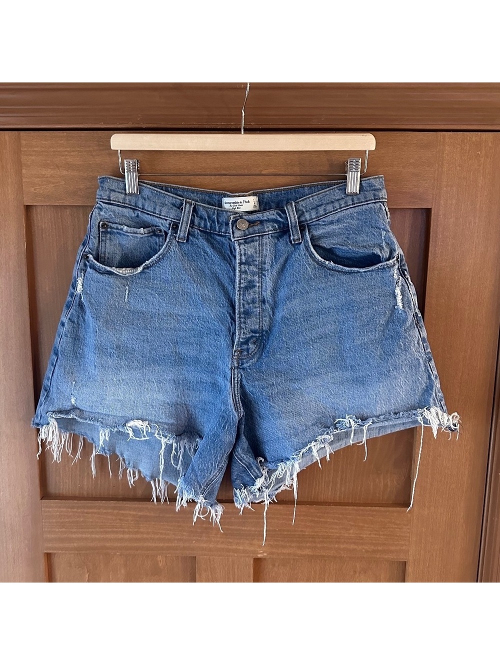 Abercrombie & Fitch High Rise Dad Shorts Denim Distressed Women’s 14 / 32 Curve
